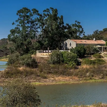 Large Lakeside Near Silves - Figs On The Funcho Pedreiras (Algarve)