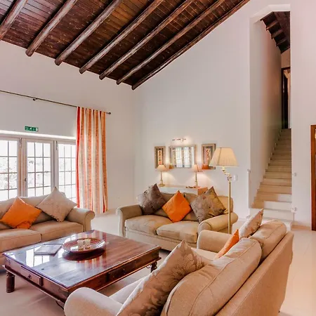 Large Lakeside Near Silves - Figs On The Funcho